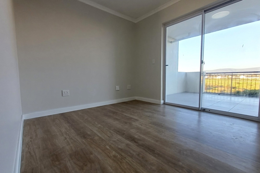 To Let 2 Bedroom Property for Rent in Royal Ascot Western Cape